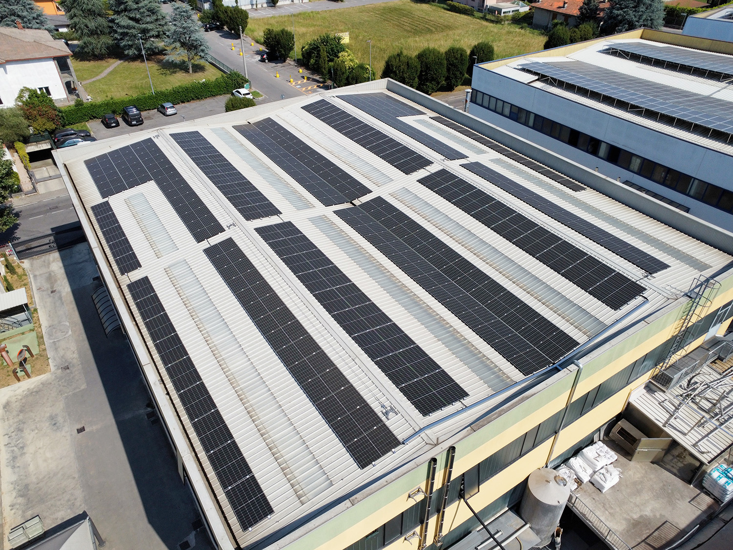 studio-dinamo-impianto-produzione-gomma-fotovoltaico-villongo